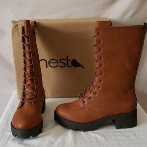 NEW NEST FOOTWEAR Private Combat Lug Boot